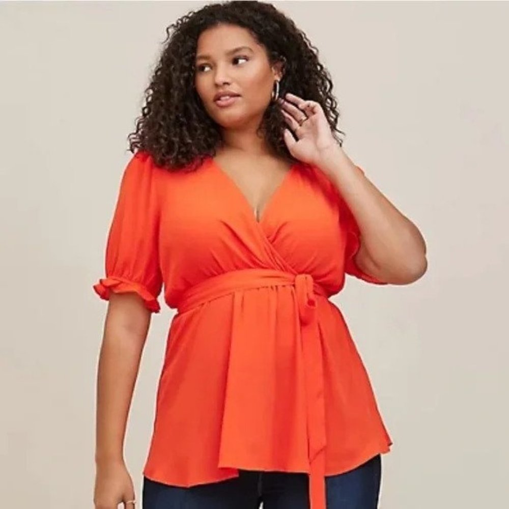 Torrid I Georgette Surplice Puff Sleeve Blouse I Sz 2